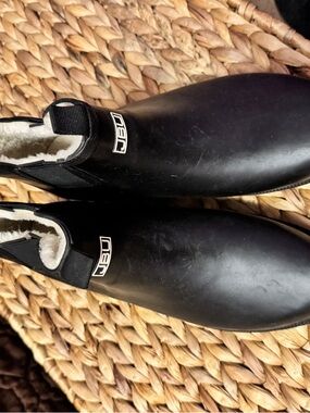 JBU Black Women's Waterproof Slip-On Ankle Booties